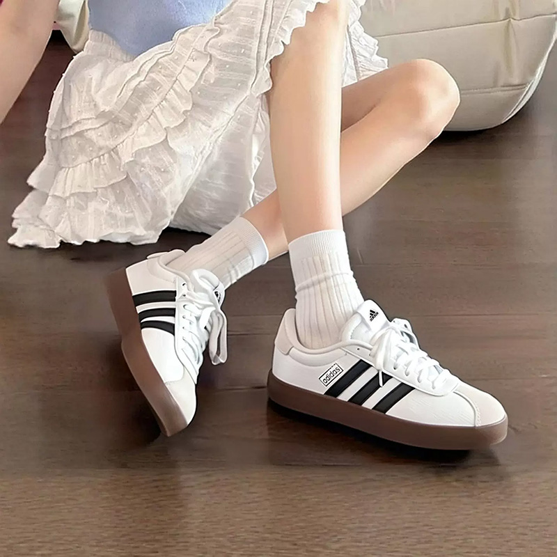 Adidas Shoes Samba - adidas Baskets de skate décontractées rétro
